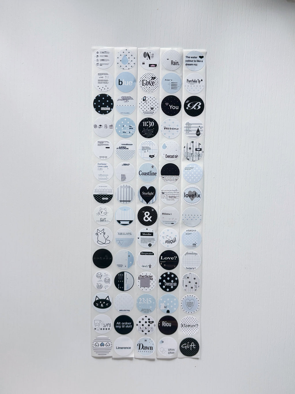 Blue Mix Sticker Roll